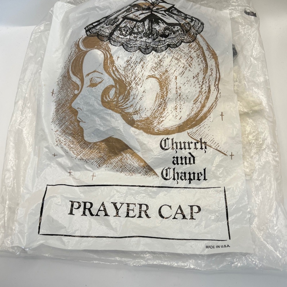 Vintage Prayer Cap and Mantilla Lot with Original Bag Preowned coquette